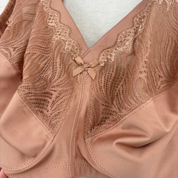 Glamorise Bra Size 50D Cafe MagicLift Natural Shape Support Wire Free Lace Trim - Picture 2 of 7